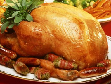 Πολιτικοί «εξομολογούνται» τα καλύτερα Χριστούγεννά τους